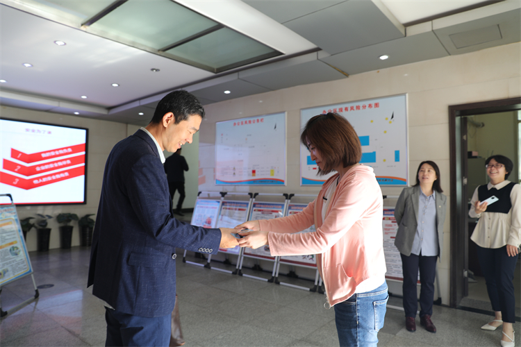 64793c692dae9.jpg HG5B6319.jpg